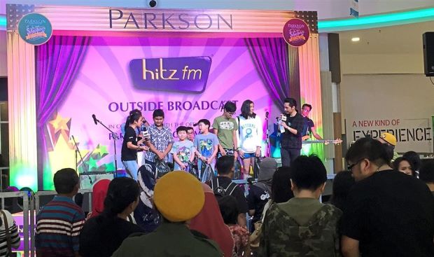 The Hitz.fm crew liven things up at the launch.