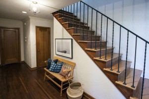 "I saw an image I liked and thought, "I could do something like that,'" Kelsey Cary says of this nook in her house. (Mike Hutmacher/The Wichita Eagle/TNS)