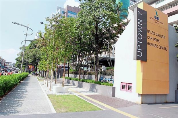 Some sidewalks in Damansara Uptown after beautification works, is more conducive for pedestrians.