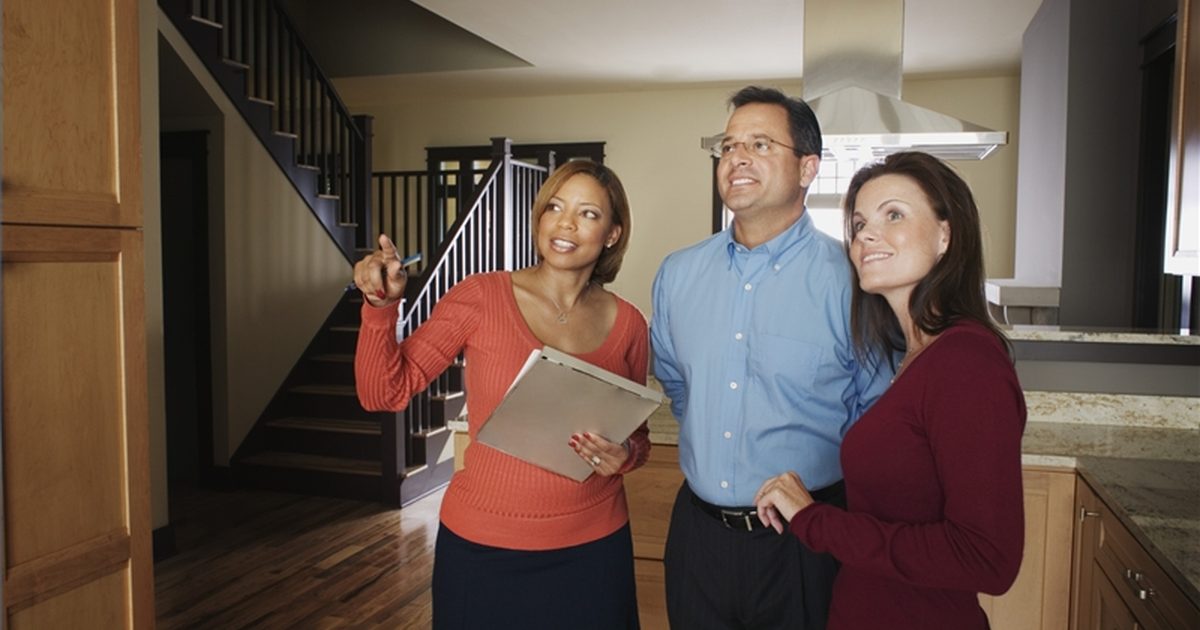 5 basic safety tips for real estate agents