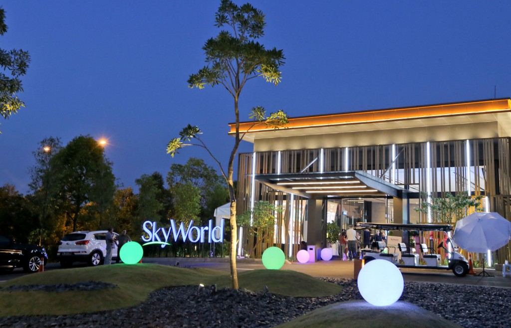 SkyLuxe_hosted_a_jazz_themed_night_at_its_elegant_property_gallery