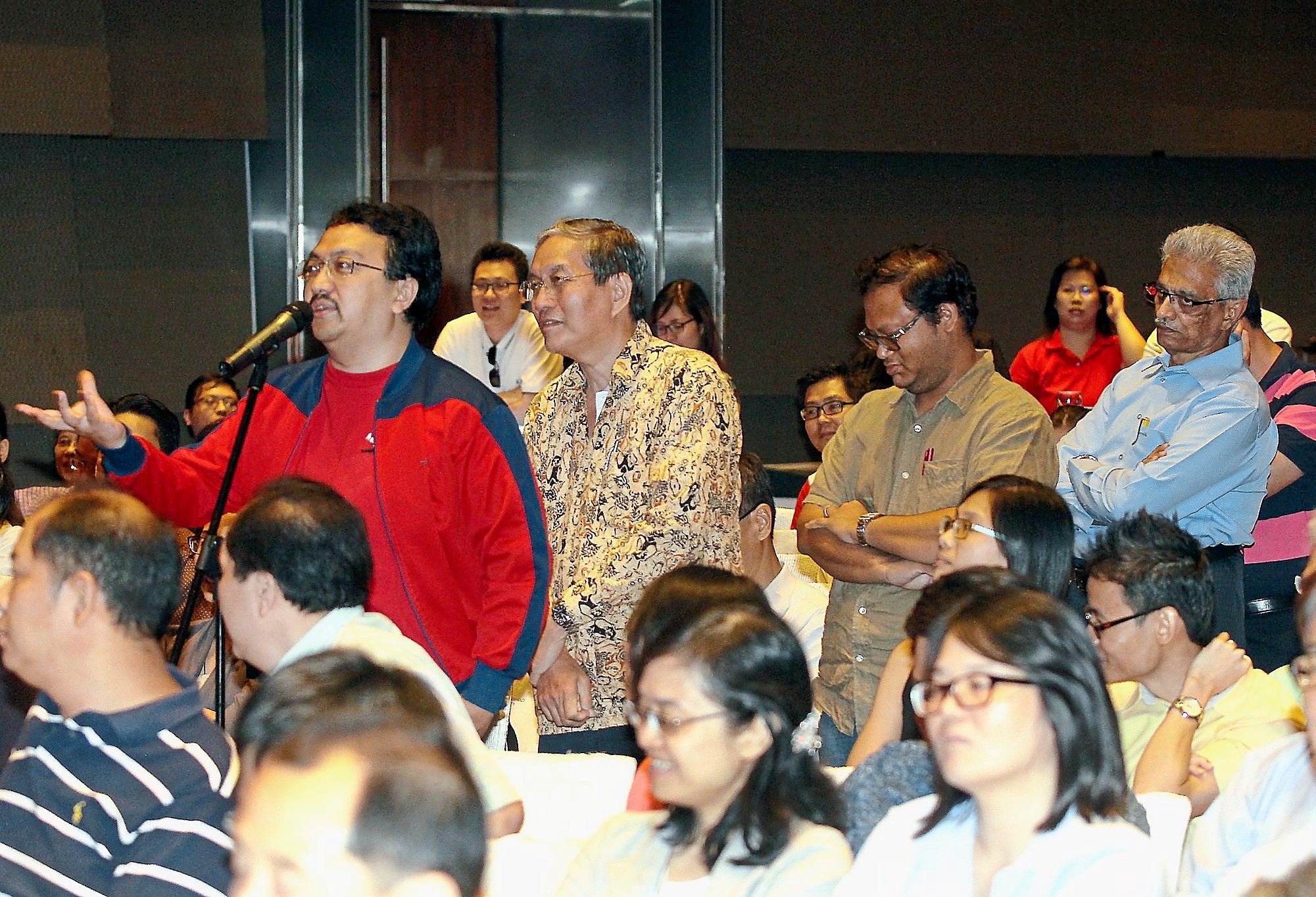 StarProperty Forum: How does reduction in OPR affect Malaysia's properties. SAMUEL ONG / THE STAR, 24TH SEPTEMBER 2016.