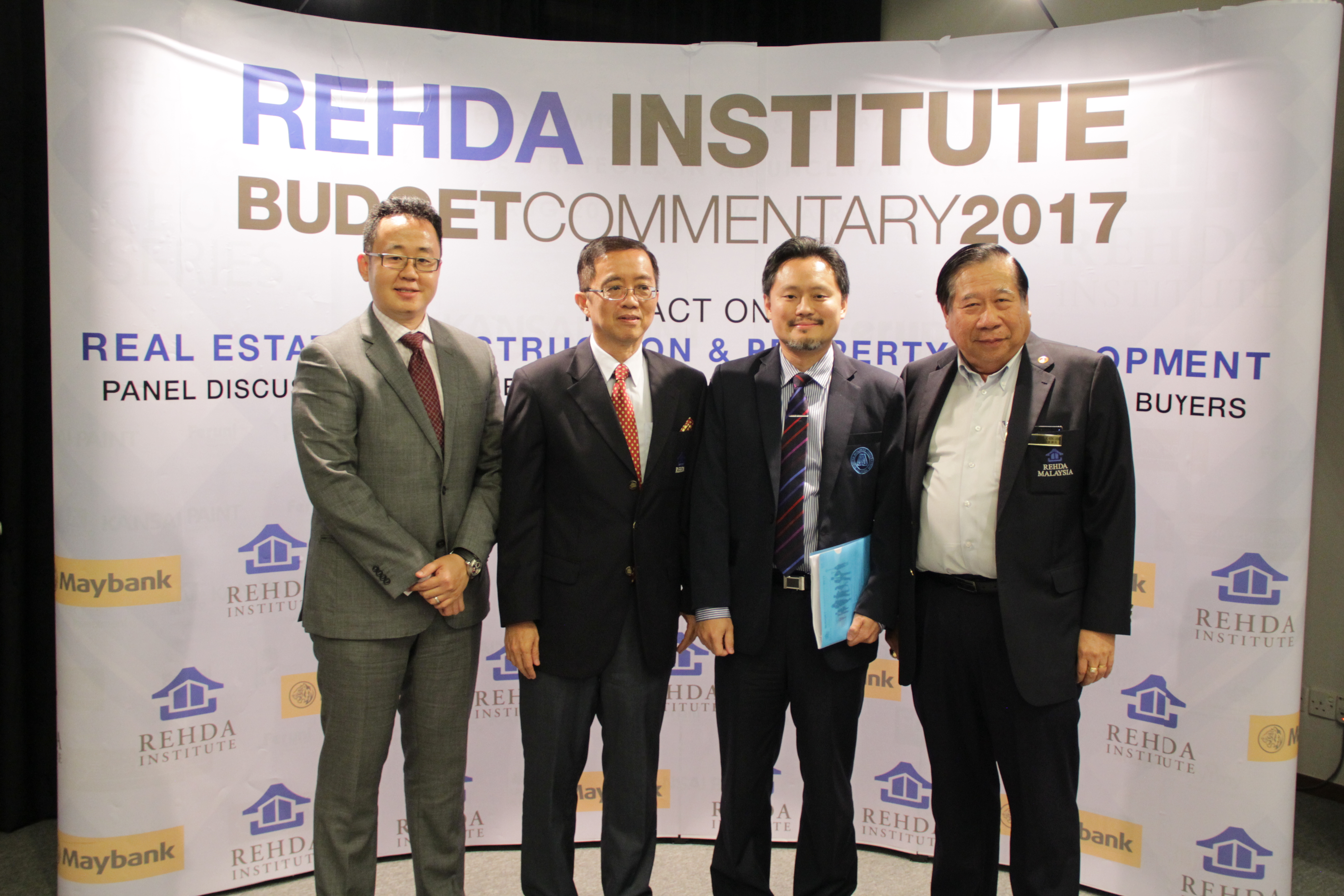 From Left Thong Mun Wai, Soam Heng Choon, Datuk Matthew Tee and Ng.