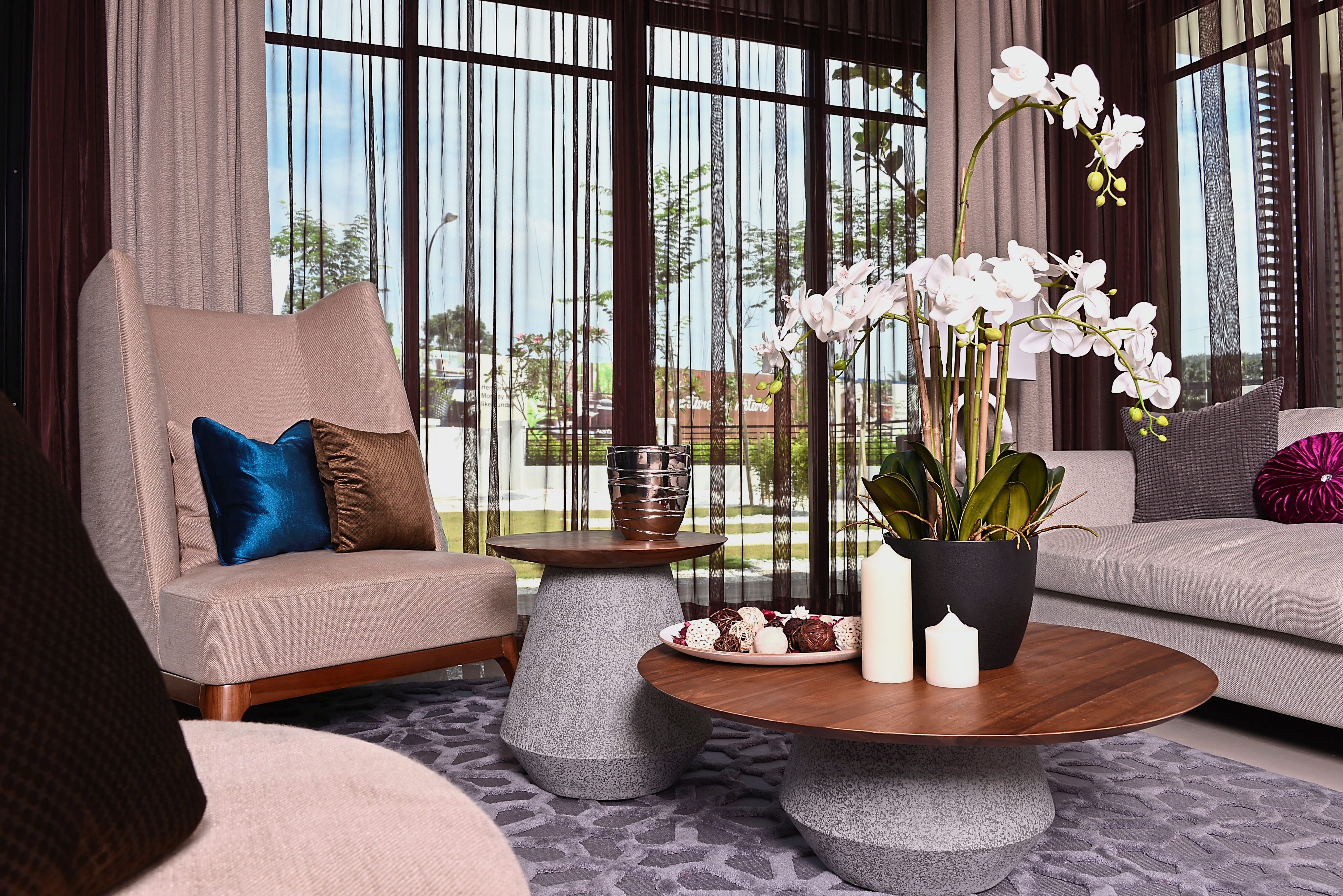 Light, bright and comfortable space offers a cosy place for the main seating area.