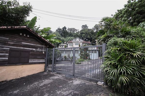 The site behind Old Malaya in Jalan Raja Chulan is owned by different individuals and unlike what is seen in this photo, most of the bungalows here are left to rot for decades.