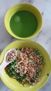 Lei Cha, comprising vegetables and rice served with a vegetarian soup, is synonymous with Kulai. 