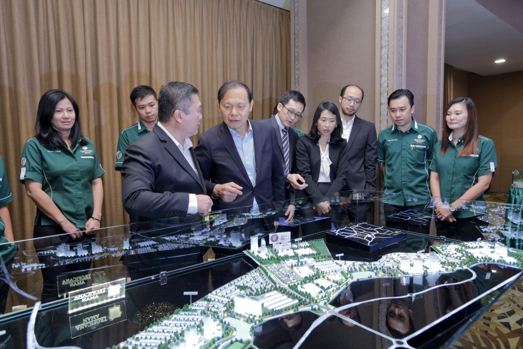 Unveiling_of_TUH_Group_Photo_2