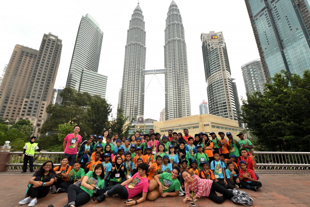 The customary group picture with the KL skyline as the backdrop.
