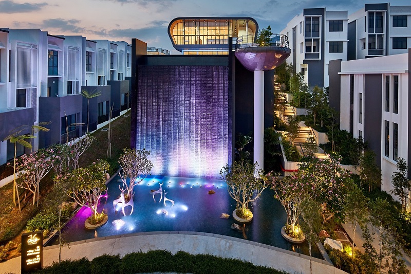 A majestic grand waterfall that measures 40ft in height, welcomes you in, to an unprecedented living experience.