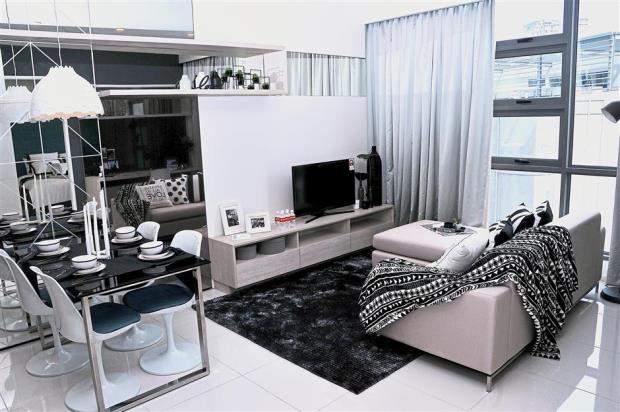 The Robertson’s North Suite and South Suite serviced apartment towers house 793 units which are either furnished or unfurnished.