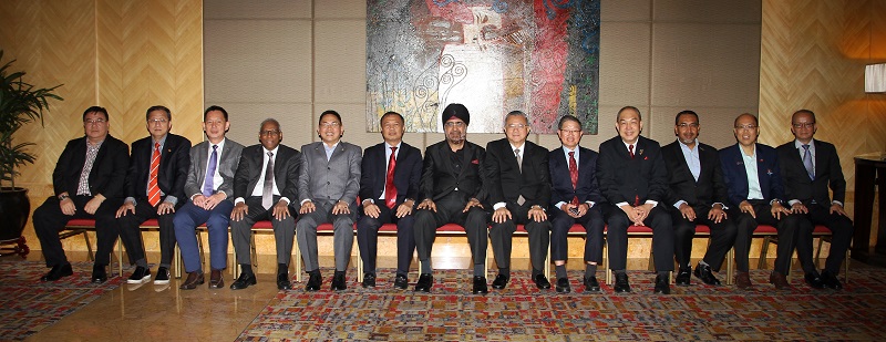 Panel of Jury (from left) Robert Marie, Datuk Ng Kee Leen, Chan Hoi Choy, Datuk Sri Kandan Kanagainthiram, Haji Khirudin Drahman, Tengku Datuk Ab Aziz Tengku Mahmud (president), Datuk Pretam Singh Darshan Singh, Tan Sri Teo Chiang Kok, Peter Koh Hock Guan, Erick Kho Ying Tian, Ezumi Harzani Ismail, Tan Yean Chin and Foo Gee Jen.