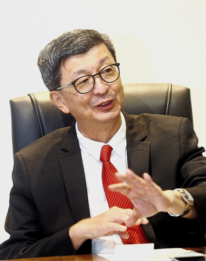 LBS Bina Group Bhd managing director Tan Sri Lim Hock San speak to the media during the press conference in Petaling Jaya, yesterday..