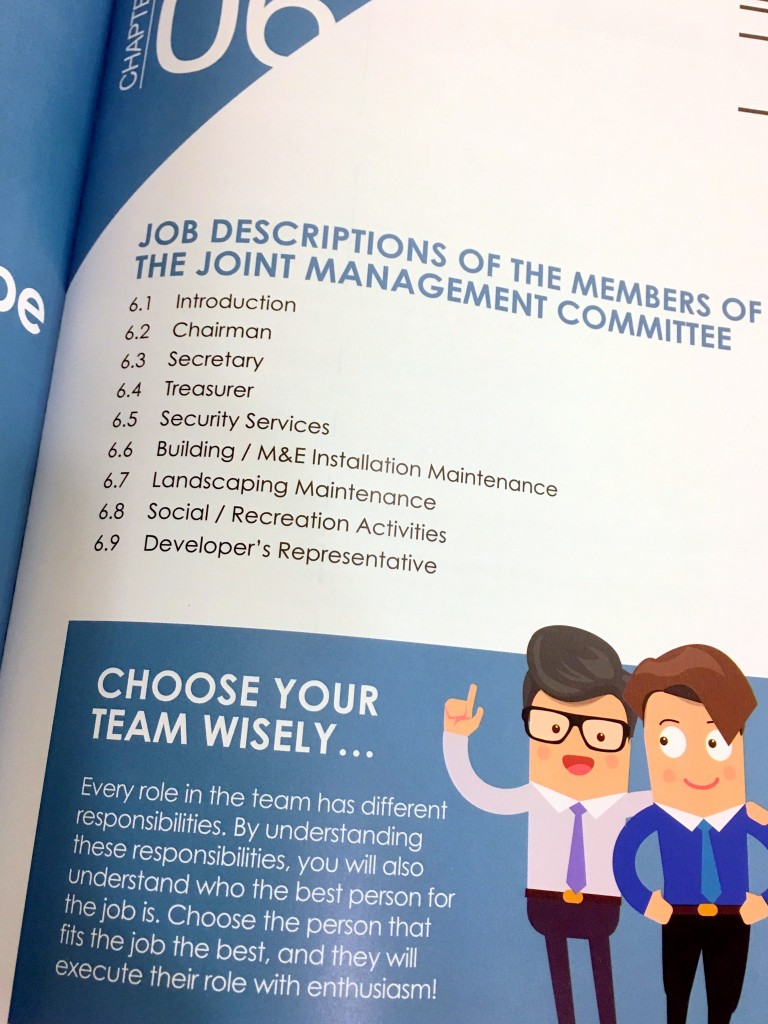 书中加插画页及图表,让民众更易吸收。