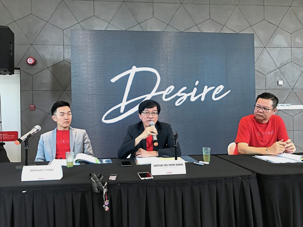 Mah Sing Group Bhd chief executive director Datuk Ho Hon Sang (centre) at the launch of the Desire campaign.