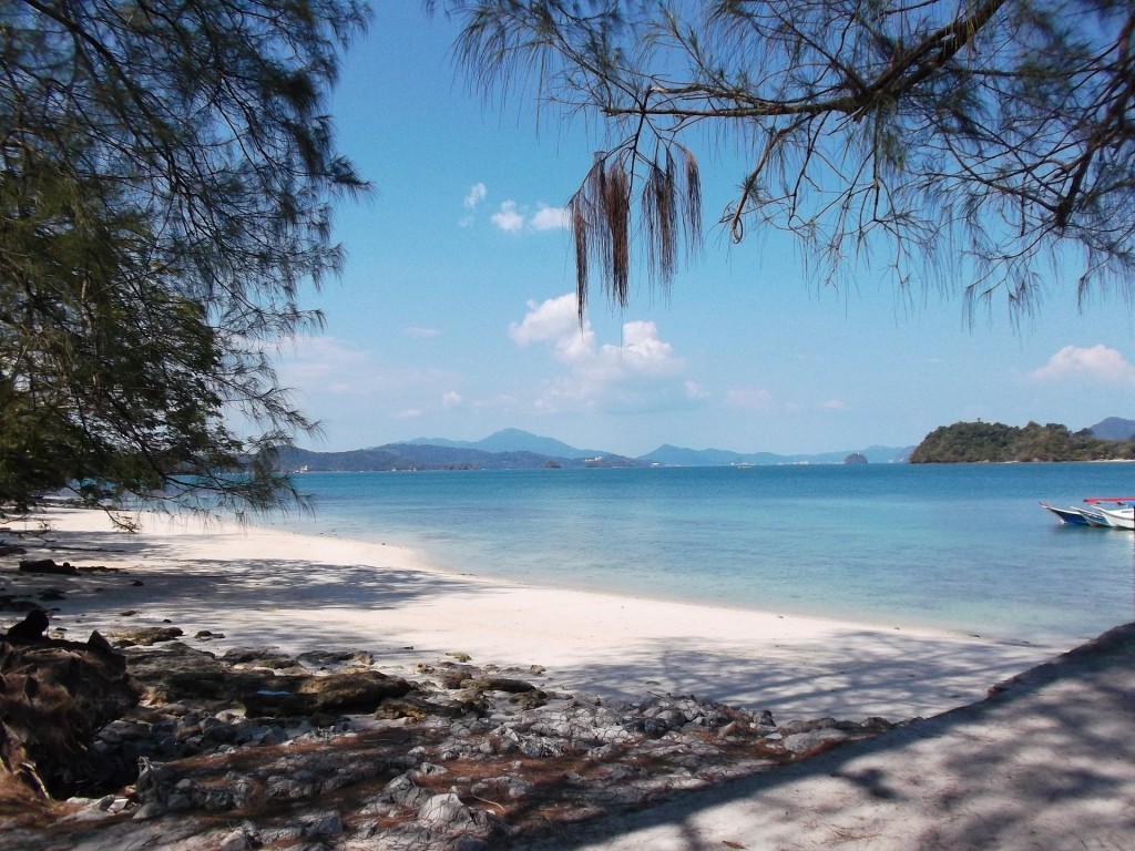 Langkawi_beach_Malaysia