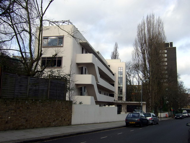 The world's first formal co-living space, the Isokon on Lawn Road (London). Image by Wikipedia.org
