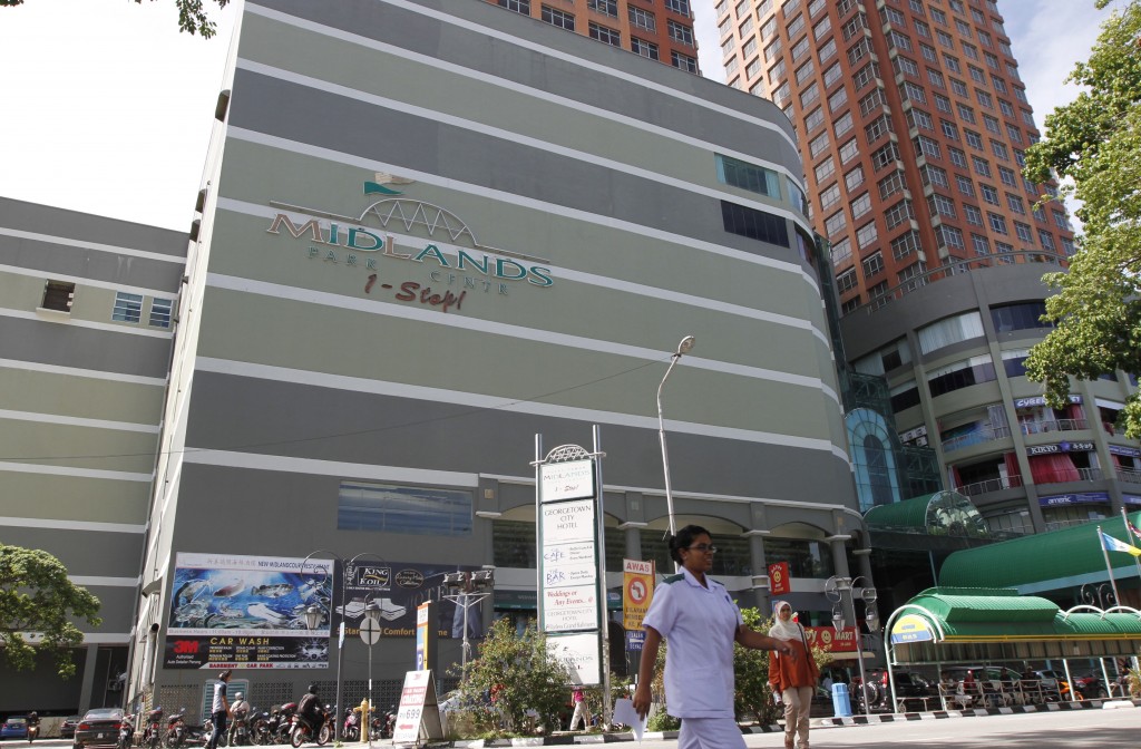 The Midlands Park One-stop mall has been turned into another “home-stay”. The top floor units tend to be rented out to outstation patients. Quite a lot of hotels have also  mushroomed near hospitals now to accommodate medical tourism.