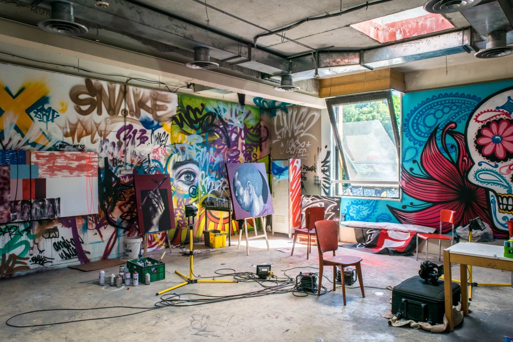 This art studio is actually huge, but for a number of various reasons, you’d assume there’s only space for one person to live here. Photo by Matthieu Comoy on Unsplash.
