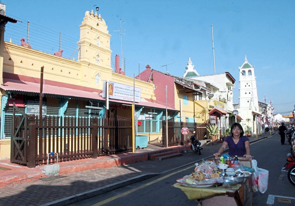 Dating back to 1781, Sri Poyyatha Vinayagar Moorthi sets the record as the first Hindu temple in Malaysia.