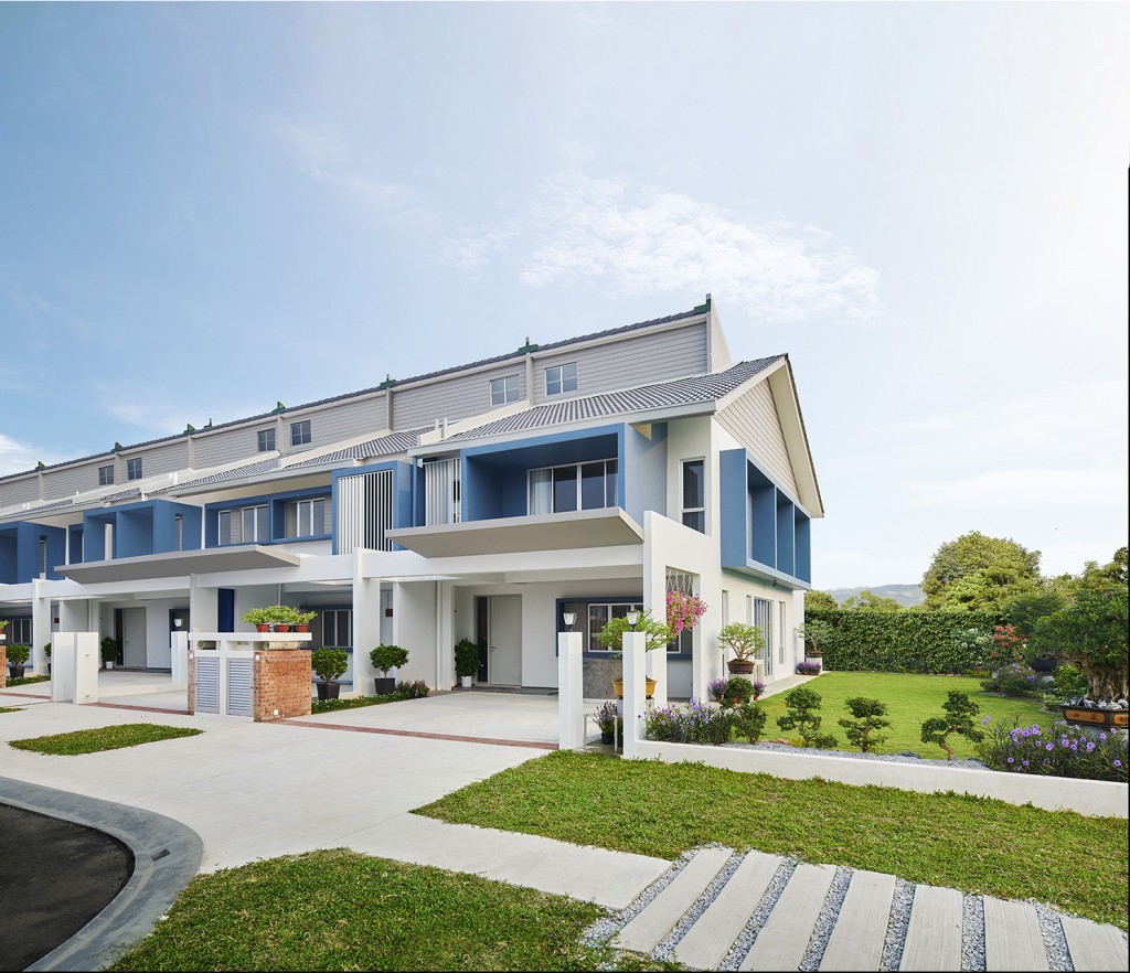 Landed properties like Greenwoods Salak Perdana’s houses are still the people’s choice.