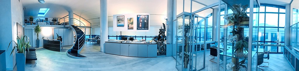 The usage of ample natural lighting and occupancy-sensing smart devices make a greener office.