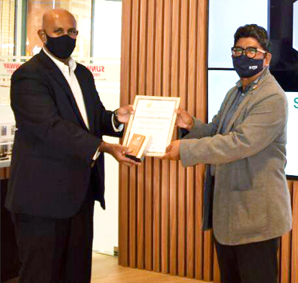 Gerard receiving the Special Awards on sustainable development goals from MalaysiaGBC Southern Chapter chairman Prof Mohd Hamdan Bin Haji Ahmad.
