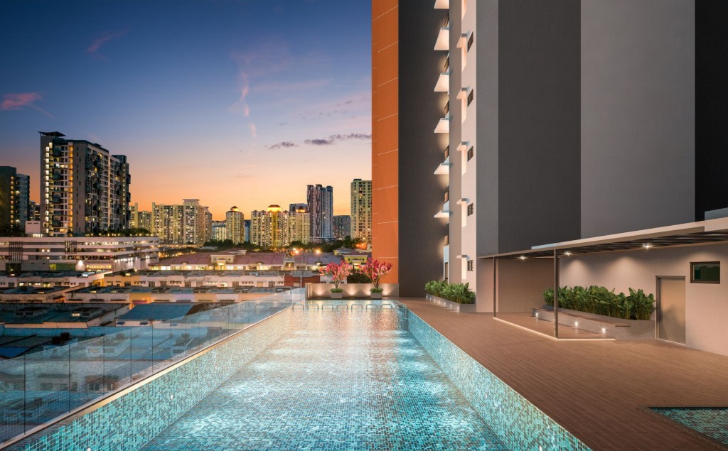 The swimming pool is one of the many facilities.