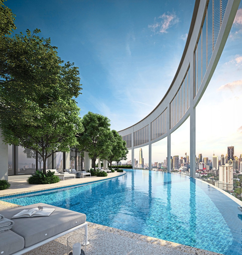 Among the premium rooftop facilities is the jacuzzi bathtub which offers a magnificent view over the Kuala Lumpur city centre.