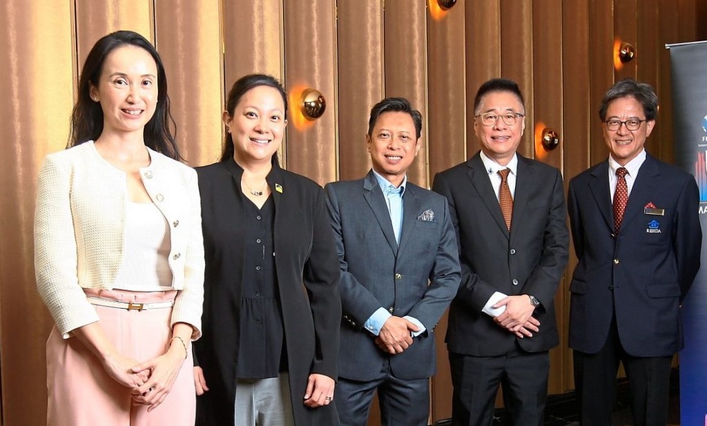 (From left) Wong, Chan, Khaidzir, Chua and Tong pose for a group photo at the judging session.