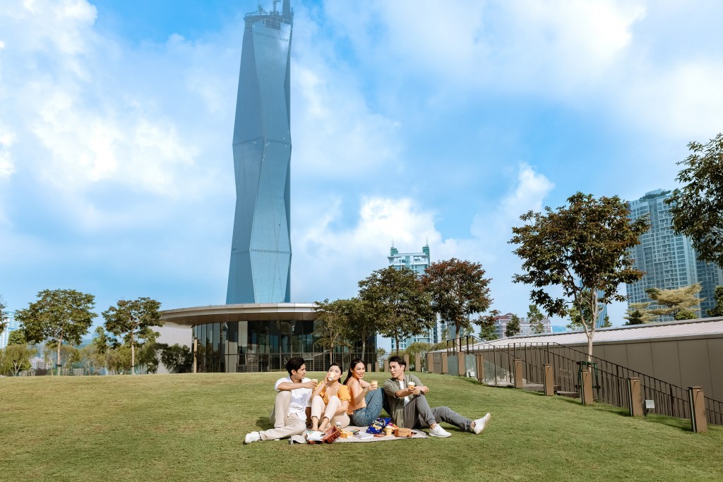 The roof-top garden at BBCC offers a panoramic city view and a green space within the city. 