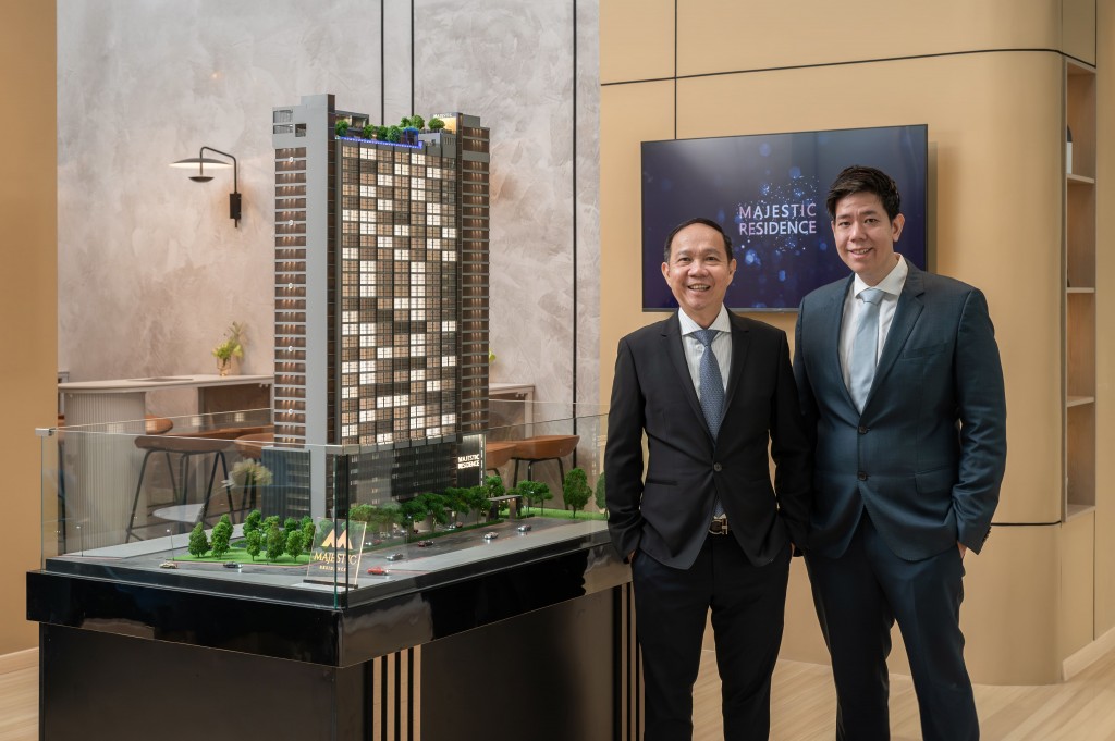 (From left) Hoo and Ta at the launch of Majestic Residence where it achieved an 85% take-up rate.