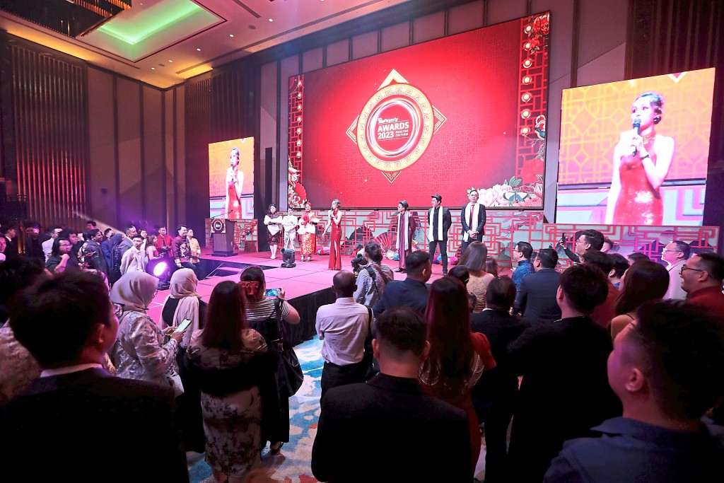 Crowd participation: The best dressed candidates drew the crowd as their teammates gathered to cheer them on while they perform on the stage.