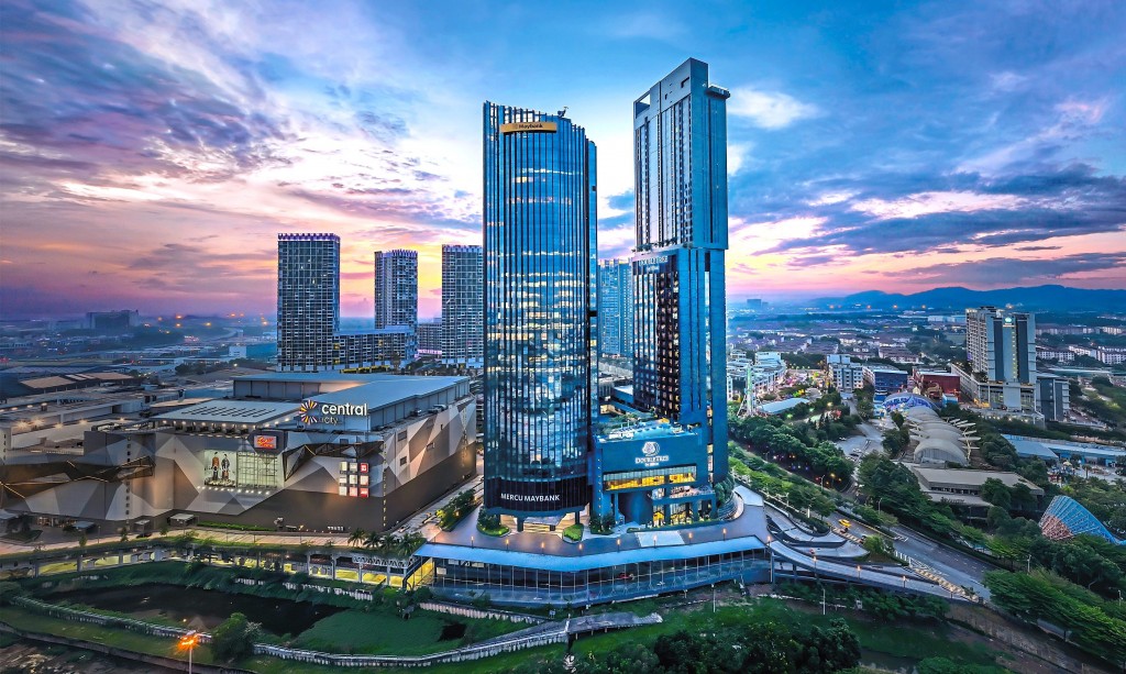 Capturing the essence of urban brilliance, i-City, Malaysia No 1 Technology City, was envisioned as an integrated tech-centric ultrapolis. It has transformed Shah Alam into a diverse and multi-ethnic community with a global presence which solidifies its status as a premium property location. Adding to the Skyline of i-City by mid-2025 is a goldmine investment.