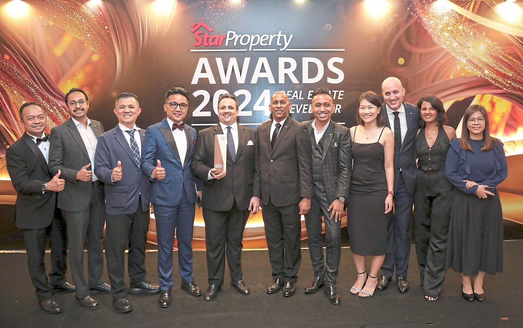 Star Porperty Real Estate Developer Award 2024 (SPDA) gala night at One World Hotel, Petaling Jaya. —YAP CHEE HONG/The Star File name:-0398