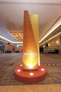 An installation of The StarProperty Awards 2024 winner's trophy