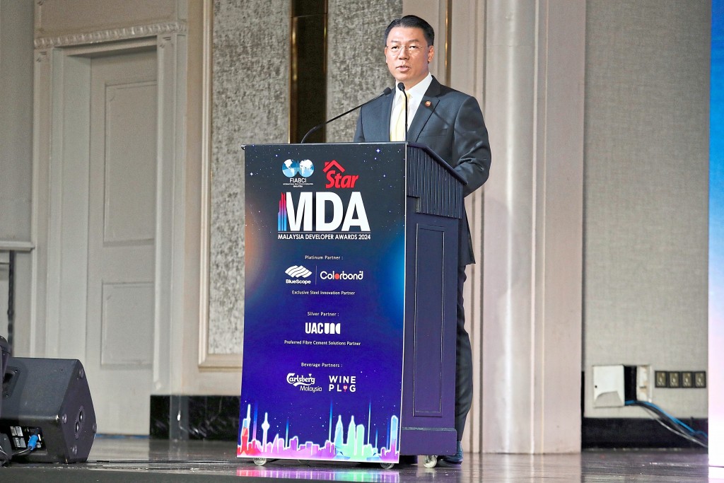 Housing Minister Nga Kor Ming launches StarProperty's Malaysia Developer Awards 2024.