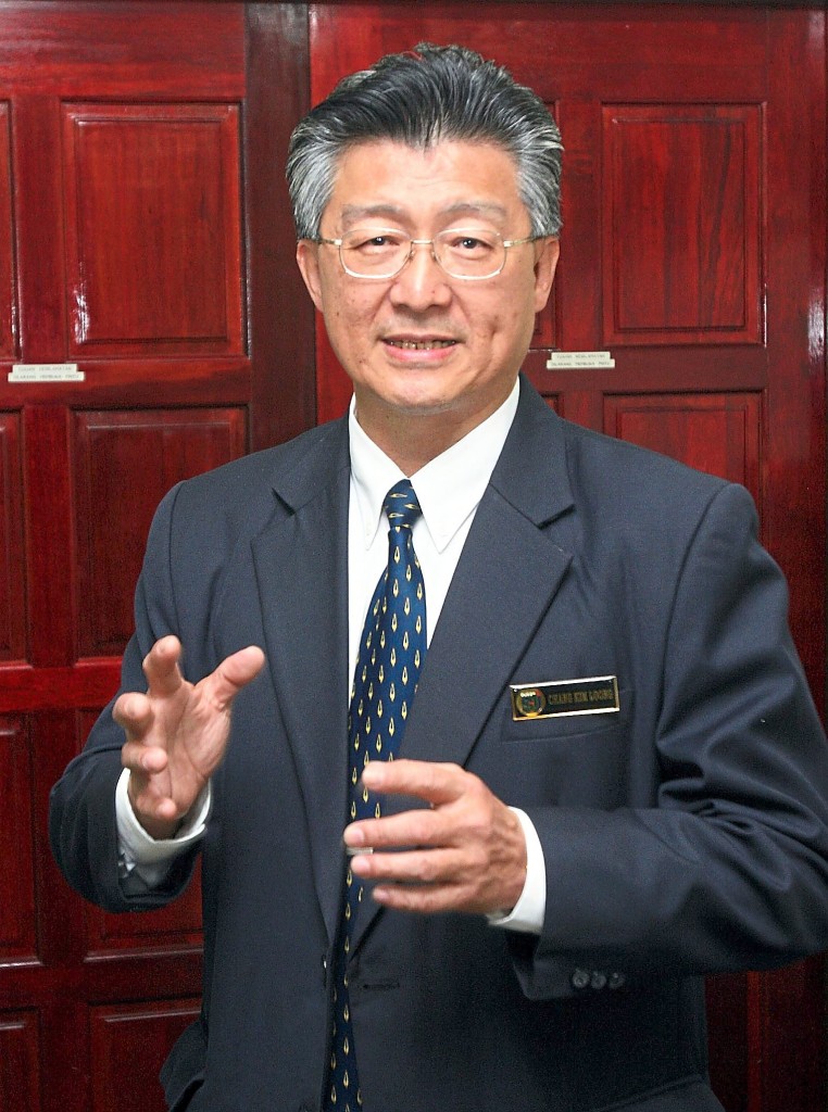 The tax incentives should be made applicable to all existing home owners with housing loans, said Chang.