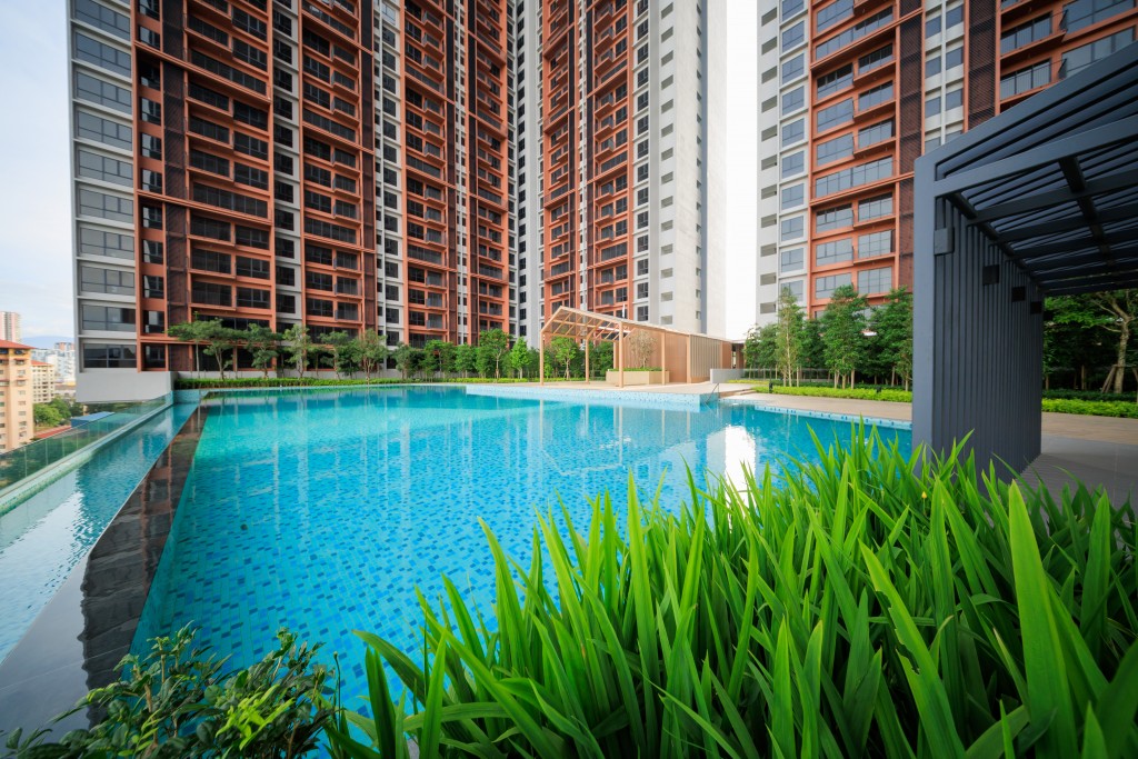 : EdgeWood Residences’ surrounding is naturally cooling with fresh air, ensuring healthy living for residents.