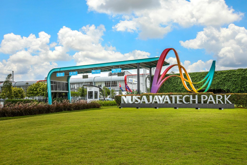 An aerial view of the Tuas interchange that connects directly into Gerbang Nusajaya.