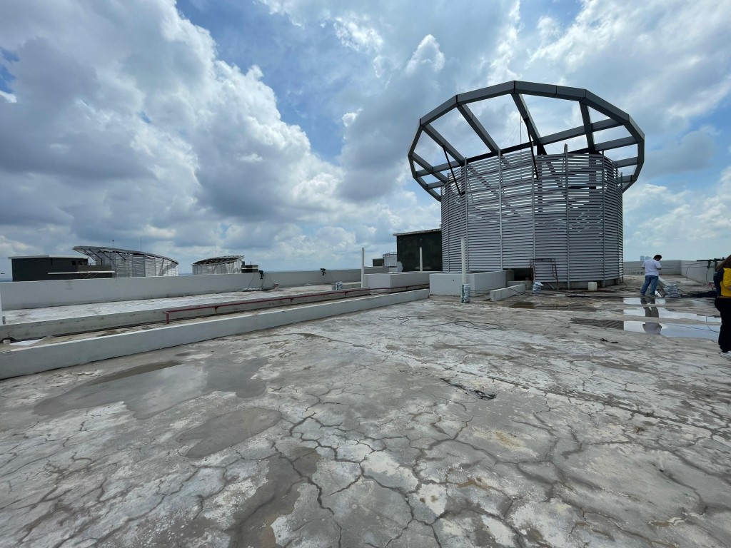 RC flat roof is common in Malaysia and prone to water ponding, underscoring the need for a robust waterproofing system.